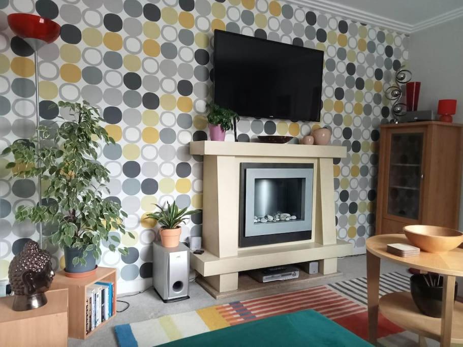 House With Free Parking And Large Garden Villa Wyke Regis Exterior foto